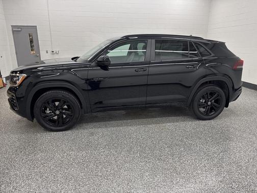 2026 Volkswagen Atlas Cross Sport 2.0T SEL