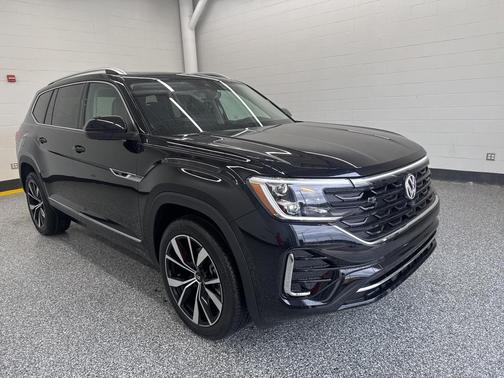 2026 Volkswagen Atlas 2.0T SEL Premium R-Line 4MOTION
