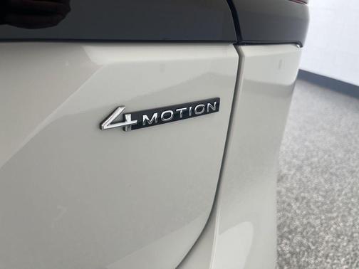 2026 Volkswagen Atlas Peak Edition