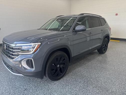 2026 Volkswagen Atlas 2.0T SE w/Technology 4MOTION