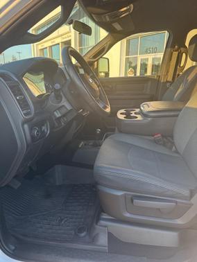 2024 RAM 2500 Tradesman Crew Cab 4x4 6'4' Box