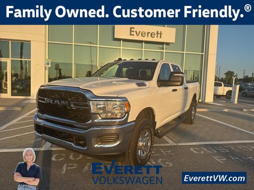 2024 RAM 2500 Tradesman Crew Cab 4x4 6'4' Box