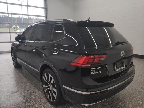 2020 Volkswagen Tiguan 2.0T SEL R-Line 4MOTION