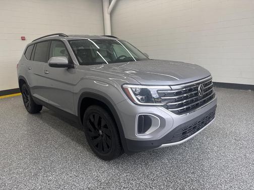 2026 Volkswagen Atlas 2.0T SE w/Technology 4MOTION