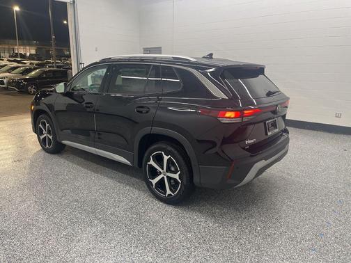 deep black pearl 2026 Volkswagen Tiguan 2.0T SE 4MOTION
