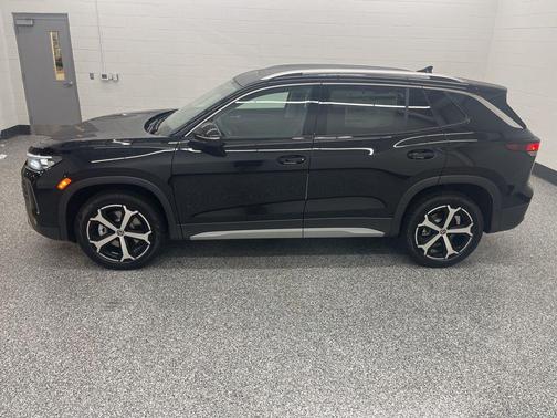 deep black pearl 2026 Volkswagen Tiguan 2.0T SE 4MOTION
