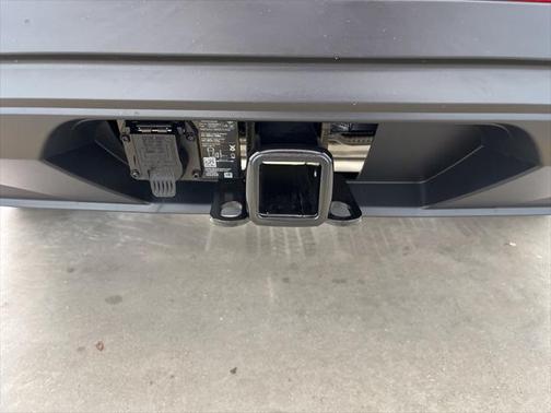 2025 Volkswagen Atlas 2.0T SE w/Technology 4MOTION