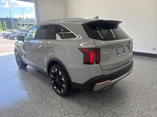 2025 Kia Sorento EX