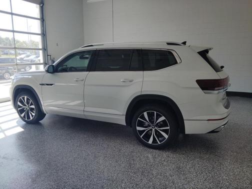 2026 Volkswagen Atlas 2.0T SEL Premium R-Line 4MOTION