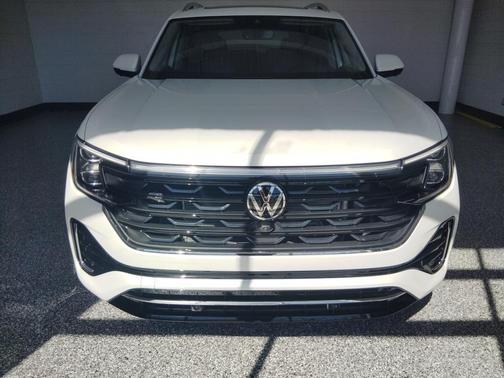 2026 Volkswagen Atlas 2.0T SEL Premium R-Line 4MOTION