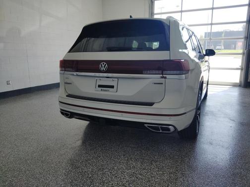 2026 Volkswagen Atlas 2.0T SEL Premium R-Line 4MOTION