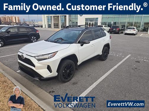 2023 Toyota RAV4 Hybrid SE