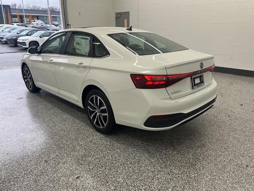 2026 Volkswagen Jetta 1.4T SE
