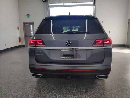 2022 Volkswagen Atlas 3.6L SE w/Technology