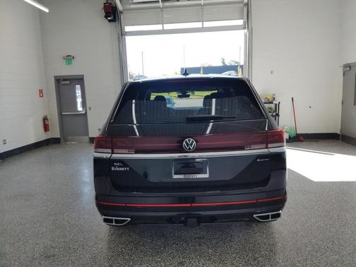 2026 Volkswagen Atlas 2.0T SEL Premium R-Line 4MOTION