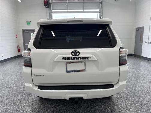2020 Toyota 4Runner SR5