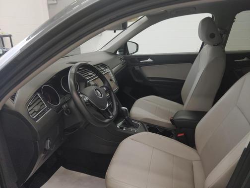 2019 Volkswagen Tiguan 2.0T SE