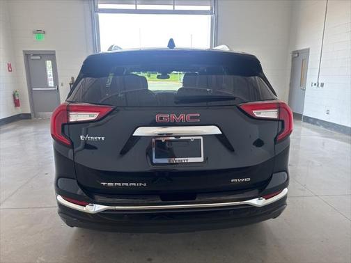 2024 GMC Terrain Denali