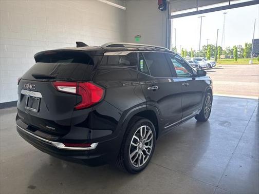 2024 GMC Terrain Denali