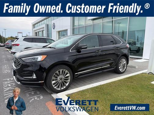 2021 Ford Edge Titanium