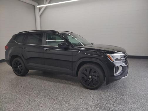 2026 Volkswagen Atlas 2.0T SE w/Technology 4MOTION