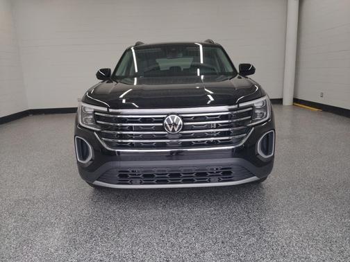 2026 Volkswagen Atlas 2.0T SE w/Technology 4MOTION