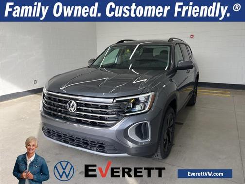 2025 Volkswagen Atlas 2.0T SE w/Technology
