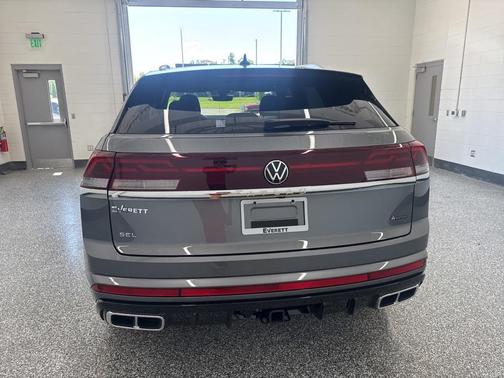 2025 Volkswagen Atlas Cross Sport 2.0T SEL Premium