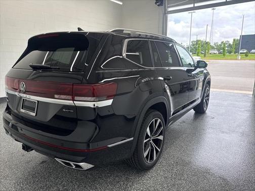 2025 Volkswagen Atlas 2.0T SEL Premium R-Line 4MOTION