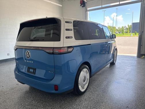 2025 Volkswagen ID. Buzz 1st Edition with 4MOTION