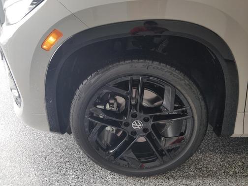 2026 Volkswagen Tiguan 2.0T SE R-Line Black 4MOTION