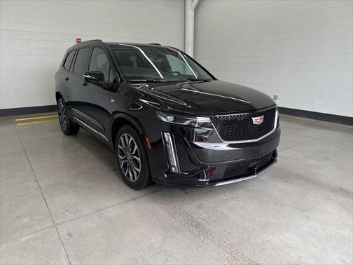 2025 Cadillac XT6 Sport AWD