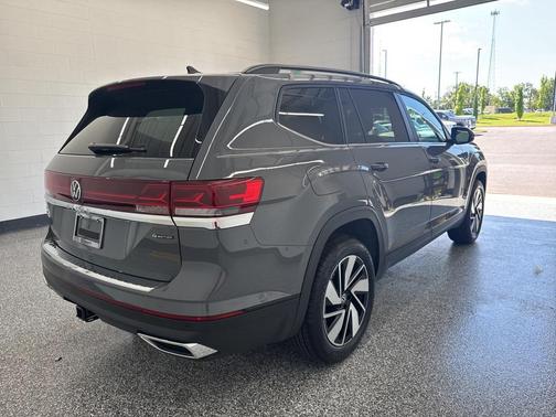 2026 Volkswagen Atlas 2.0T SE w/Technology 4MOTION