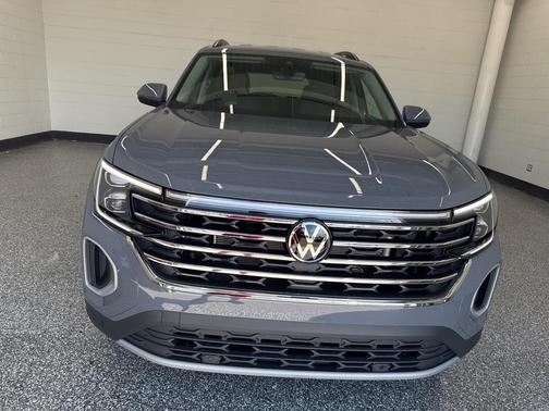 2026 Volkswagen Atlas 2.0T SE w/Technology 4MOTION