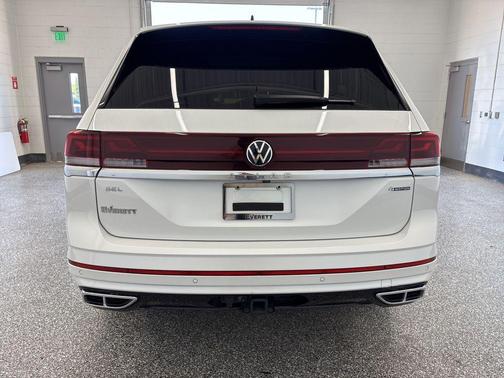 2024 Volkswagen Atlas 2.0T SEL Premium R-Line 4MOTION