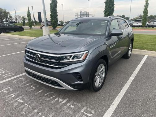 2021 Volkswagen Atlas Cross Sport 2.0T SE w/Technology 4MOTION