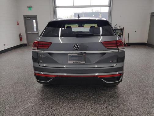 2021 Volkswagen Atlas Cross Sport 2.0T SE w/Technology 4MOTION