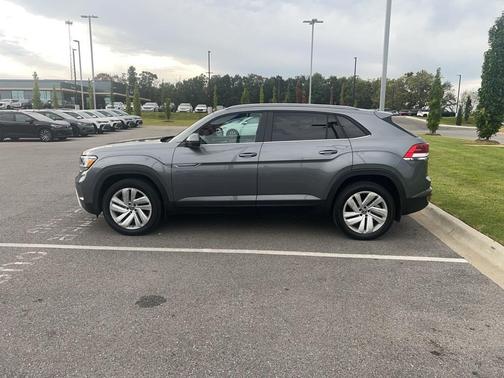 2021 Volkswagen Atlas Cross Sport 2.0T SE w/Technology 4MOTION