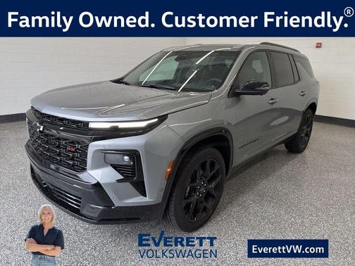 Sterling Gray Metallic 2026 Chevrolet Traverse RS