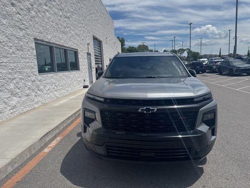 Sterling Gray Metallic 2026 Chevrolet Traverse RS