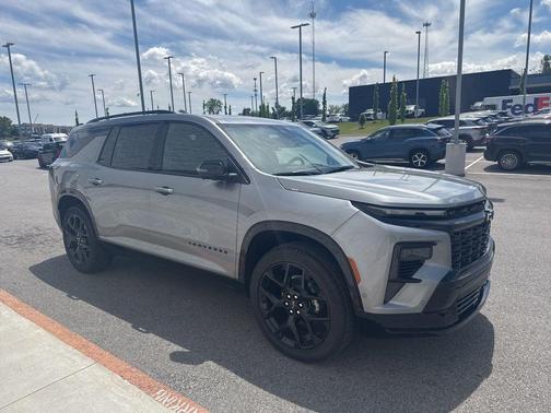 Sterling Gray Metallic 2026 Chevrolet Traverse RS
