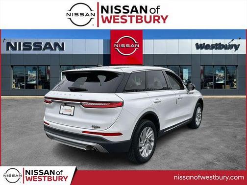 2023 Lincoln Corsair Standard