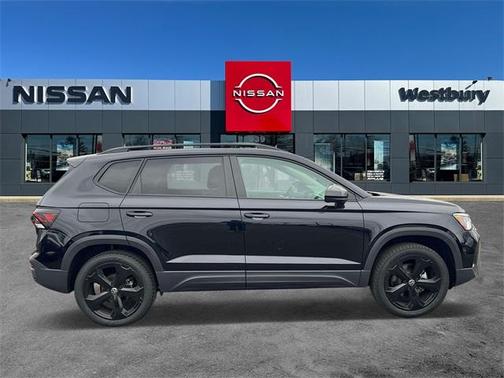 2025 Volkswagen Taos 1.5T SE Black