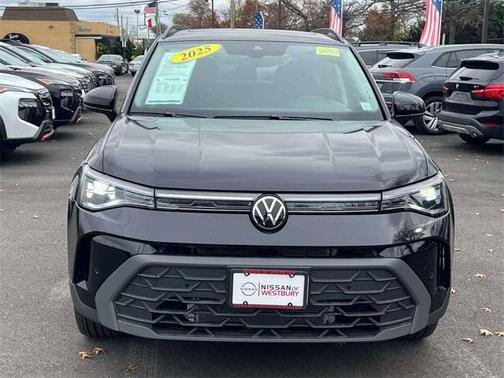 2025 Volkswagen Taos 1.5T SE Black