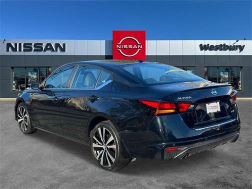2021 Nissan Altima 2.5 SR