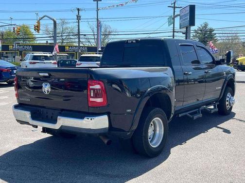 Diamond Black 2022 RAM 3500 Laramie