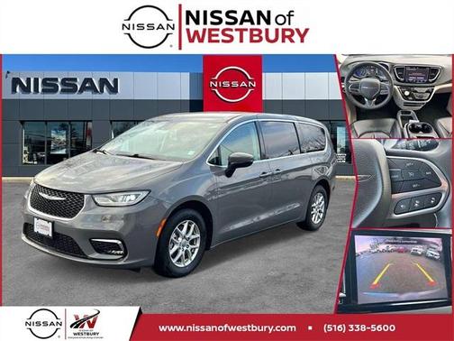 2023 Chrysler Pacifica Touring-L