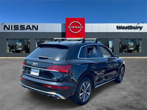 2022 Audi Q5 45 S line Premium Plus