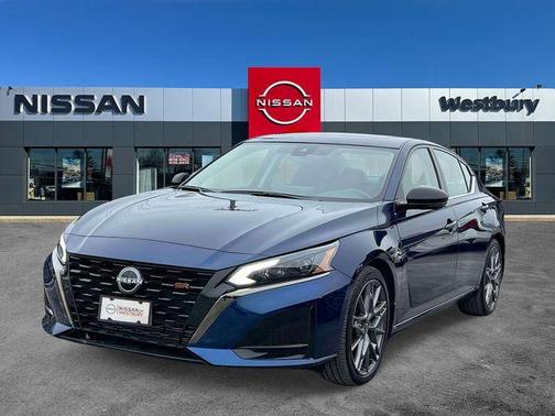 2023 Nissan Altima 2.0 SR