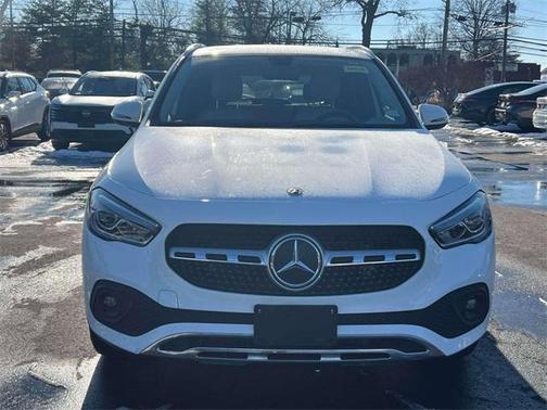 2022 Mercedes-Benz GLA 250 Base 4MATIC